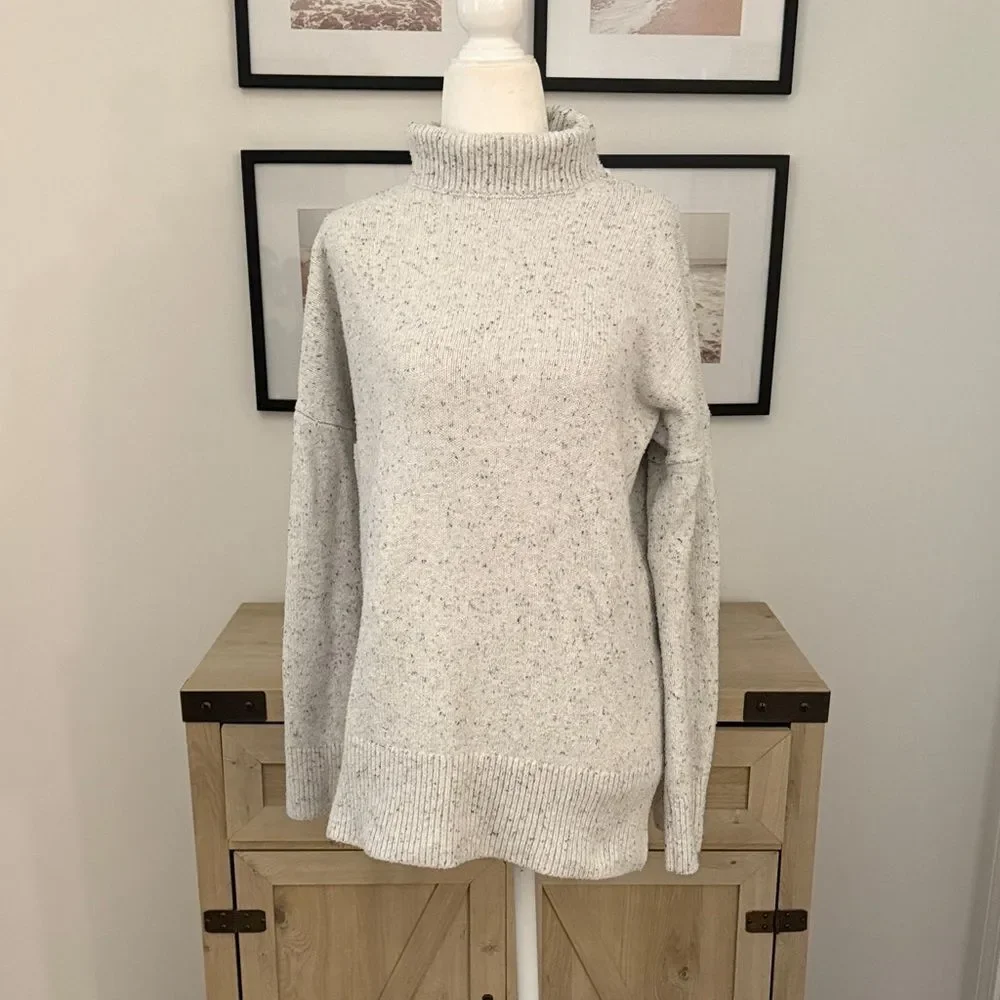 Women's Speckled Gray Turtleneck Sweater